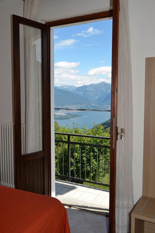 Albergo Diana Tronzano Lago Maggiore Kamer foto