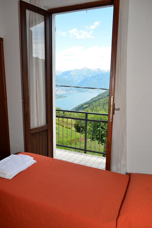 Albergo Diana Tronzano Lago Maggiore Kamer foto