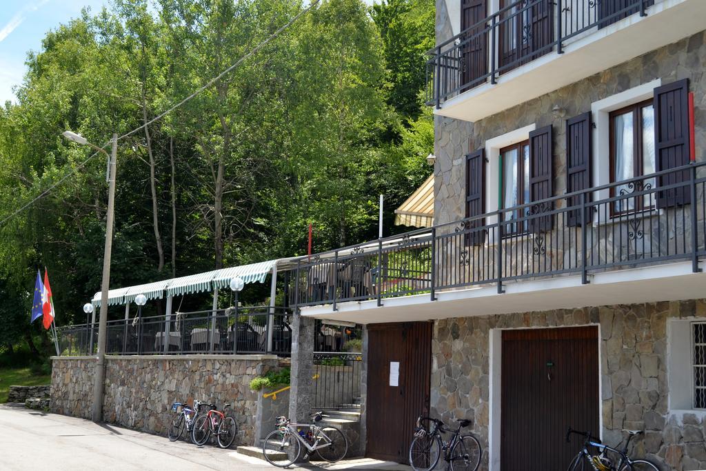 Albergo Diana Tronzano Lago Maggiore Buitenkant foto