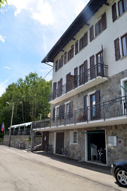 Albergo Diana Tronzano Lago Maggiore Buitenkant foto